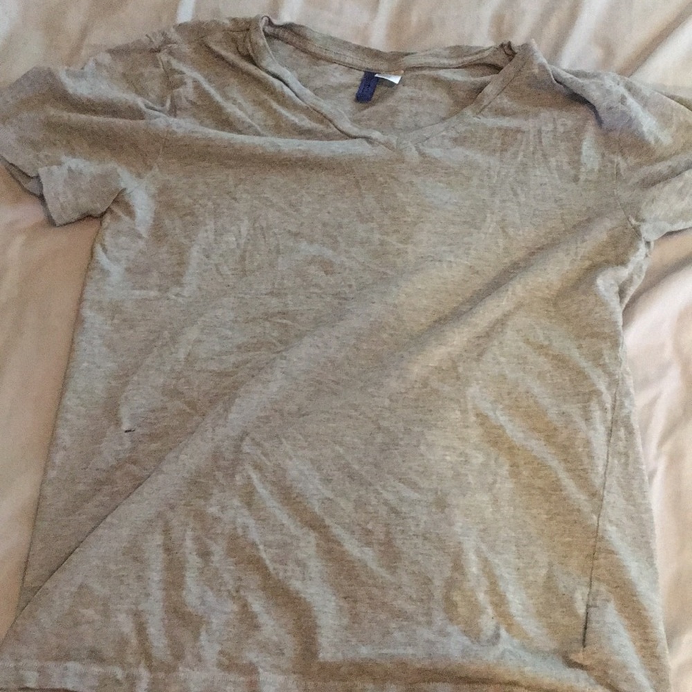 H&M V-NECK
